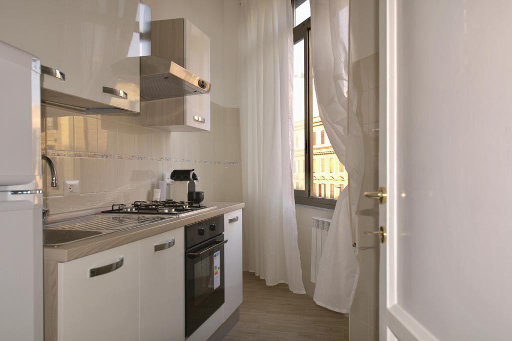 Ostia Holiday Domus In Laterano Рим Экстерьер фото